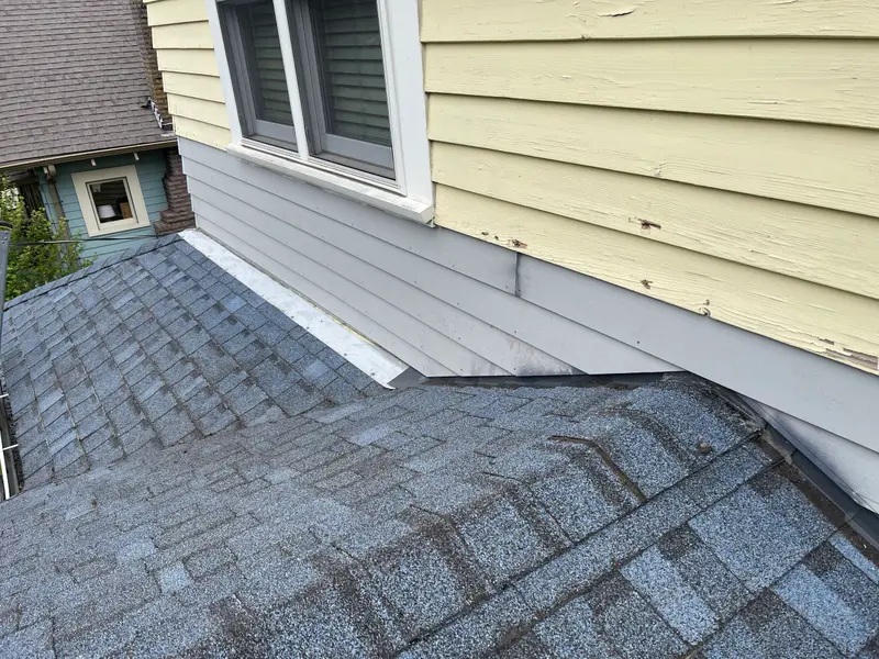 Siding Seam Repair